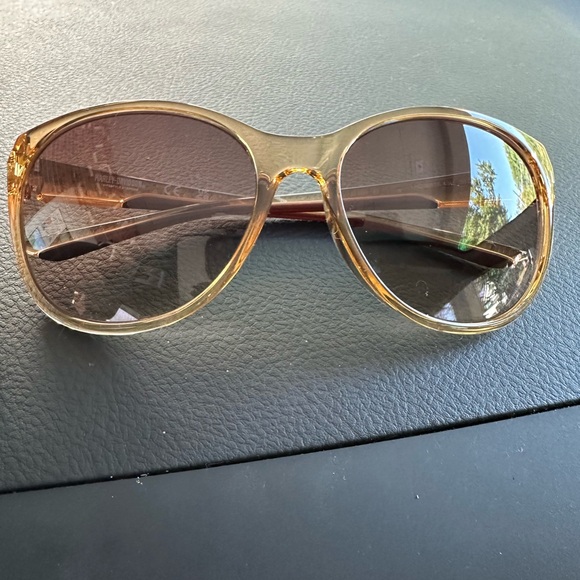 Beautiful women’s Harley Davidson sunglasses - Picture 8 of 10